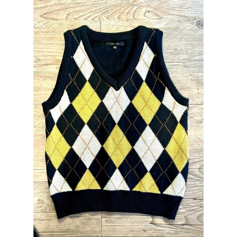 Love Tree argyle sweater vest Size M (Juniors) Top Pullover Preppy Cottagecore